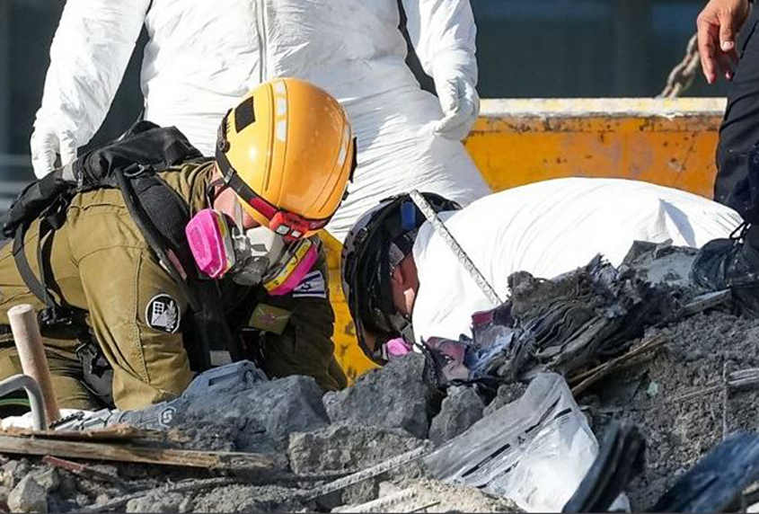 BUILDING COLLAPSE MIAMI