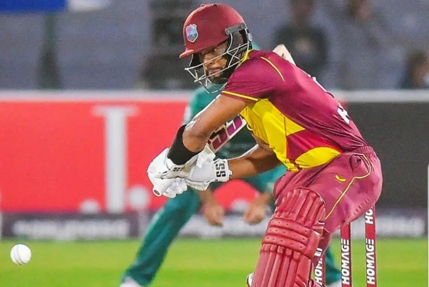 Shai Hope bats vs Pakistan