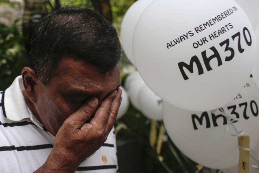 Search for Malaysia Airlines Flight MH370 to resume