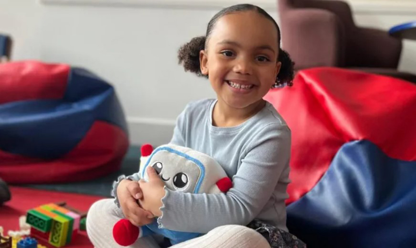 Researchers want tighter rules for AI toys for children