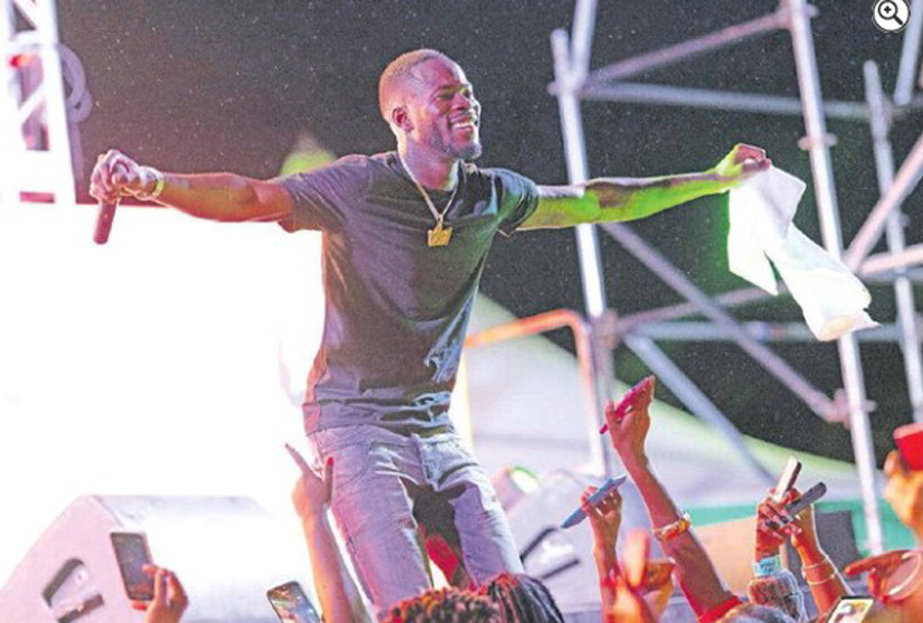 Hands up for Grenada invasion