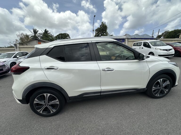 2021 Nissan Kicks