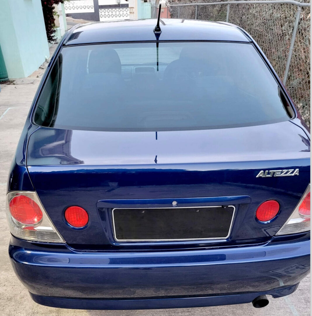2001 Alteeza