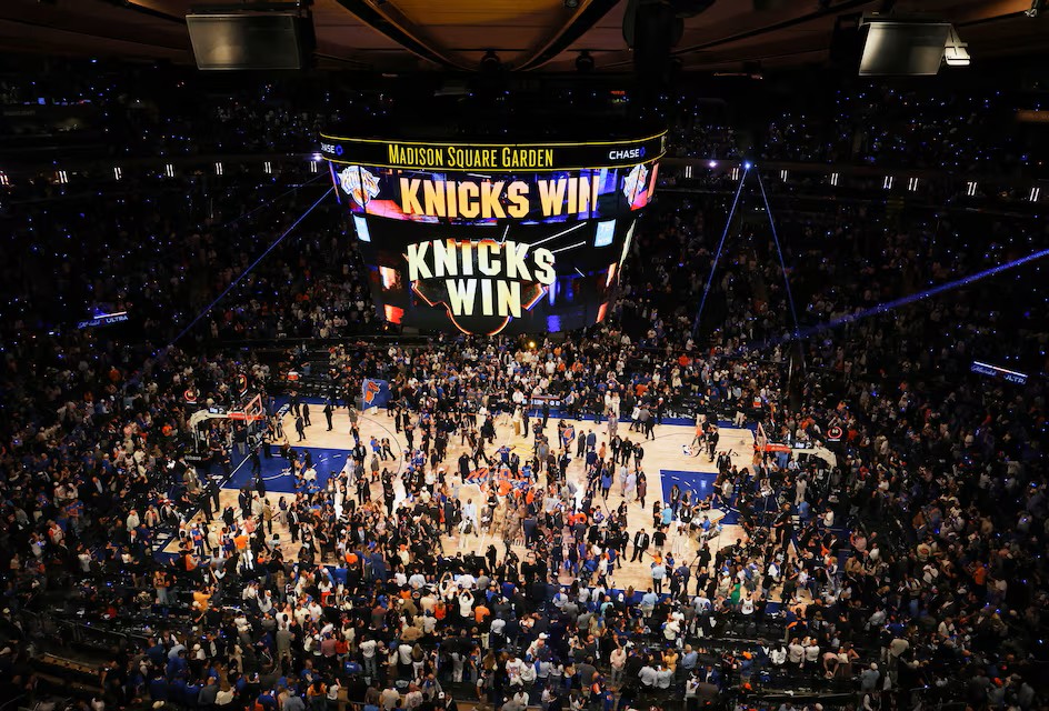 Knicks Achieve Historic Comeback in NBA Finals Against Spurs